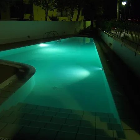 Beach House Апартаменты